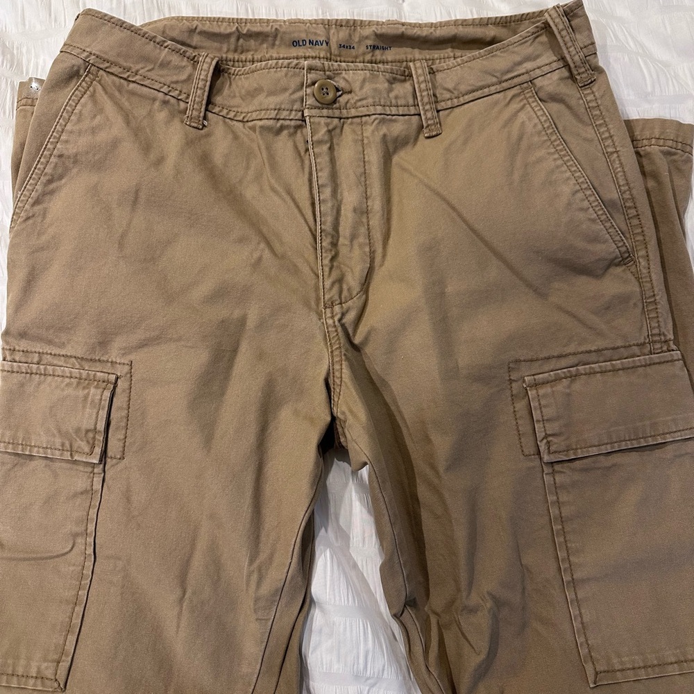Old Navy Men's Khaki Cargo Pants
